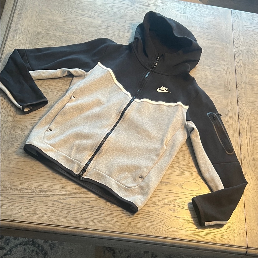 Nike Tech Black and Gray Hoodie. Excellent used condition.